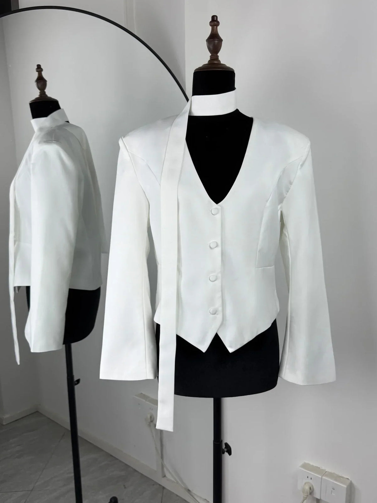 WOLZI Odette Tailored Blazer Coat - product image 24