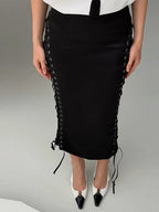 WOLZI Elara Lace Detail Midi Skirt - product image 3